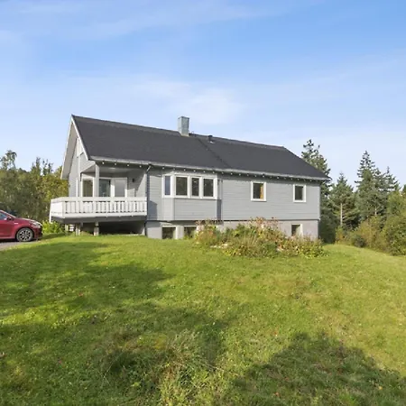 Huset I Skogskanten I Privatunterkunft