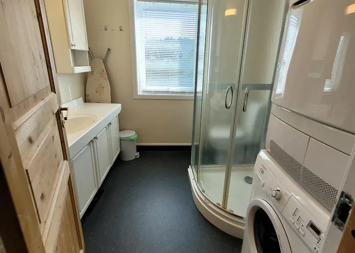 Huset I Skogskanten I *